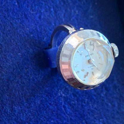 Seiko Analog Mechanical (Manual) Women