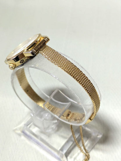 Hershey Pasta Group Analog Quartz Women ハーシーパスタグループ ブレスレットウォッチ 稼働中