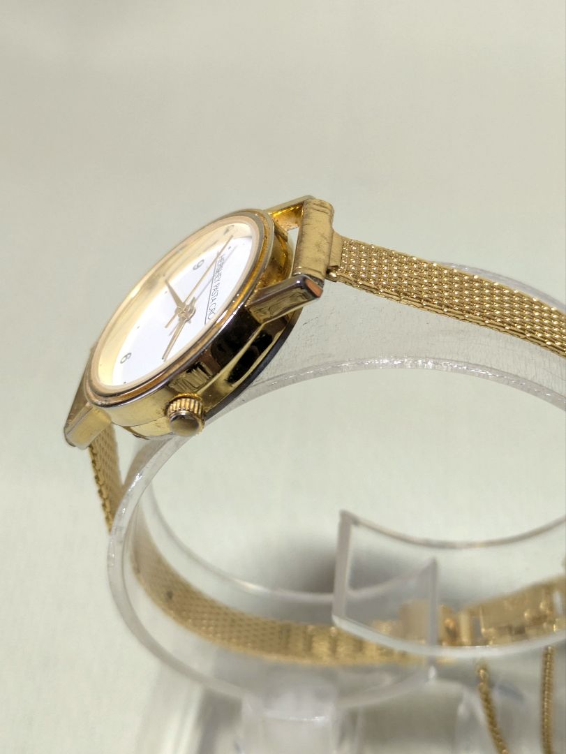 Hershey Pasta Group Analog Quartz Women ハーシーパスタグループ ブレスレットウォッチ 稼働中
