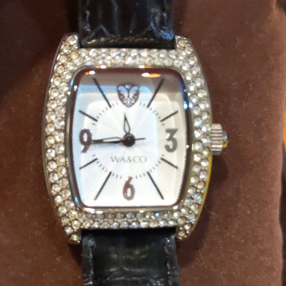Analog Quartz Women
