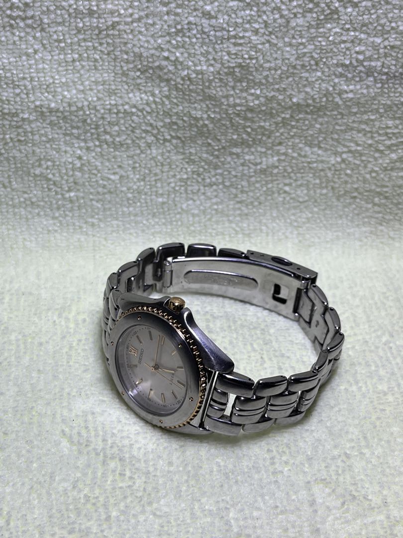 Seiko Lucent Analog Quartz Women Battery Replaced Watch Silver
