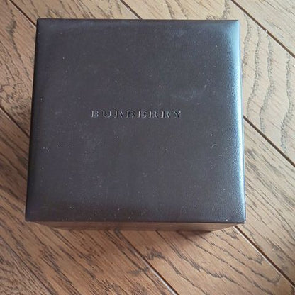 BURBERRY Analog Quartz Women