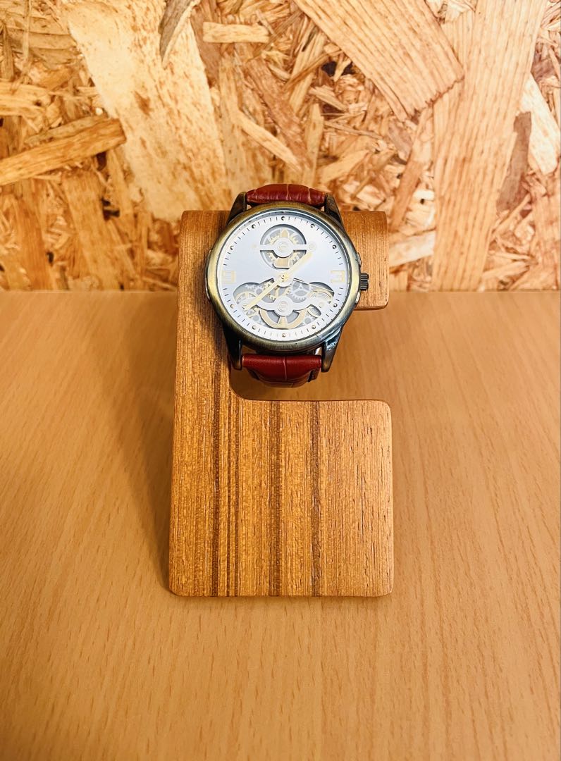 Analog Quartz Women