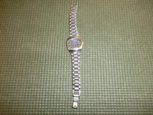 VIVAYOU Analog Quartz Women
