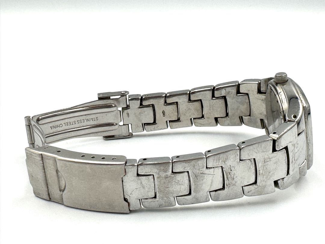 Seiko Lorus LR0810 Analog Quartz Women