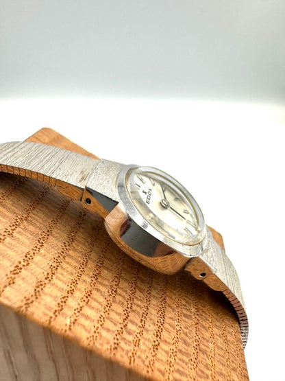 Edox Analog Mechanical (Manual) Women Manual Winding Watch