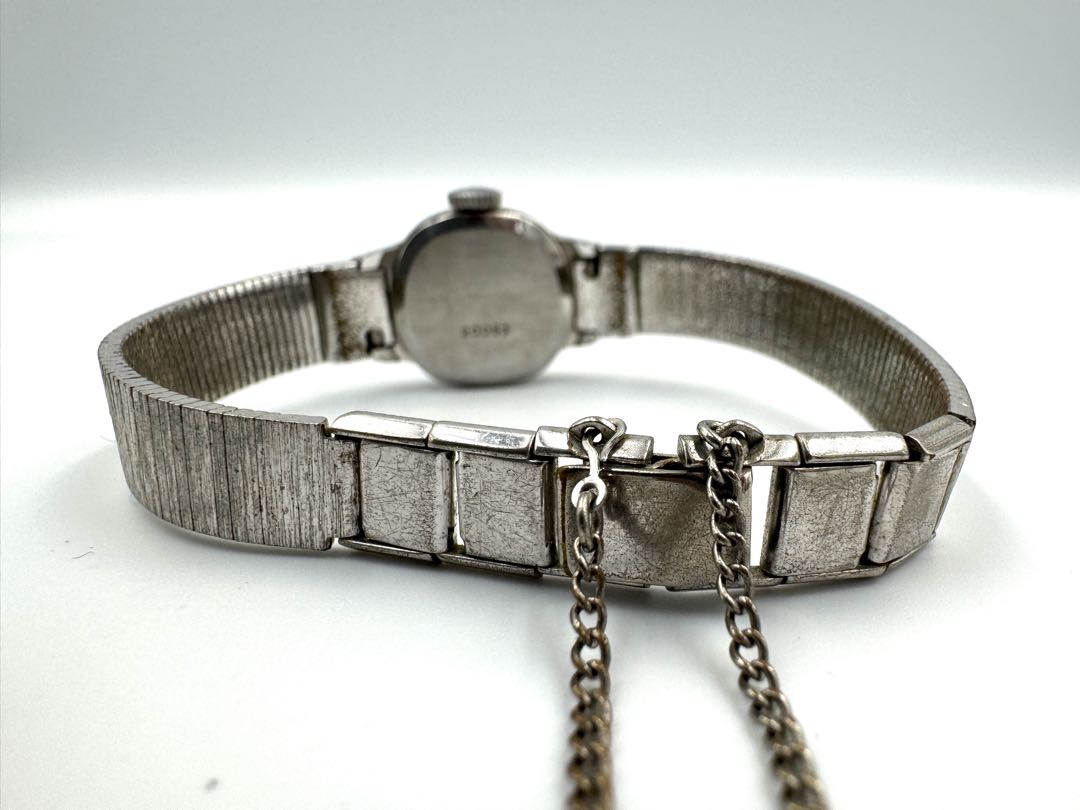 Edox Analog Mechanical (Manual) Women Manual Winding Watch