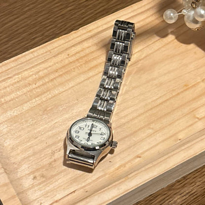 J-axis Script Analog Quartz Women