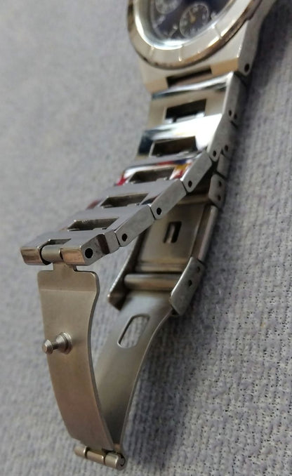 Seiko lk/lukia 5Y89-0B30 Analog Quartz Women