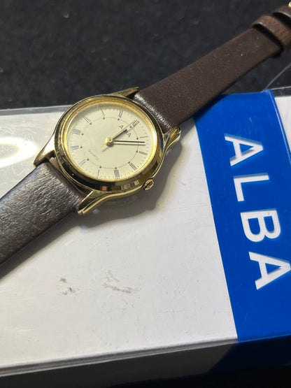 Seiko Alba Analog Quartz Women Elegant Dial Watch For Parts / Junk