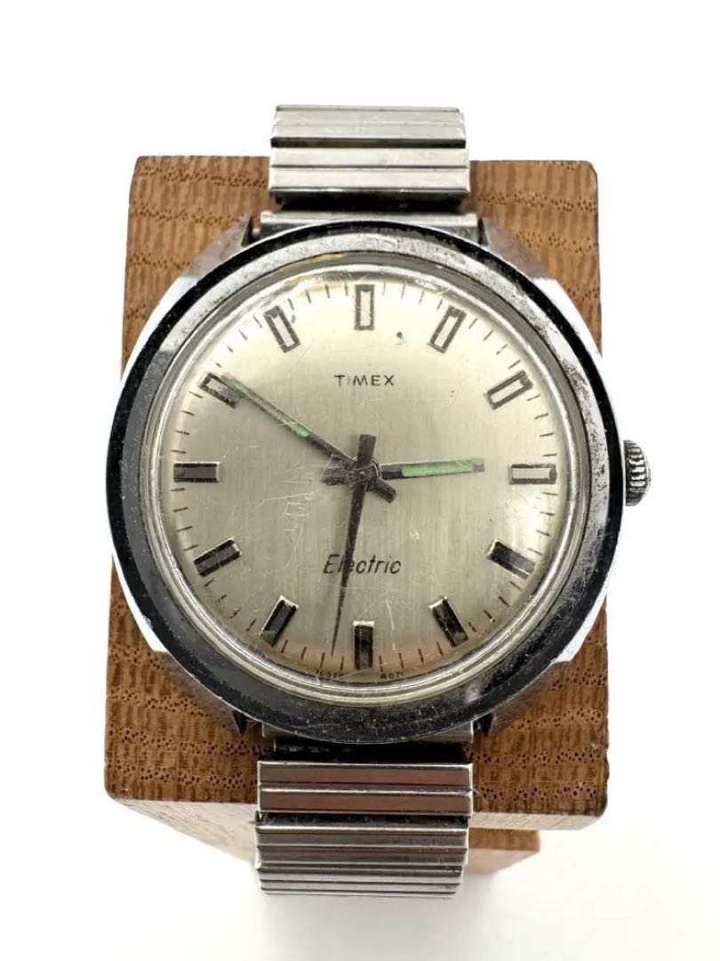 Timex Electric Analog Quartz Men Vintage Round Silver Sunburst Dial Speidel Band Watch For Parts