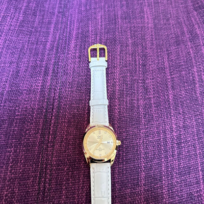 Citizen Q&q Analog Quartz Women
