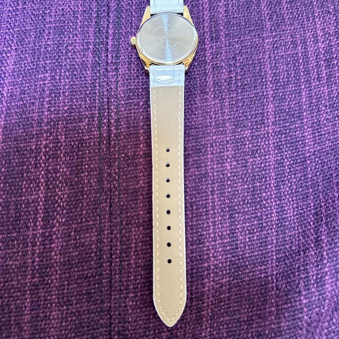 Citizen Q&q Analog Quartz Women