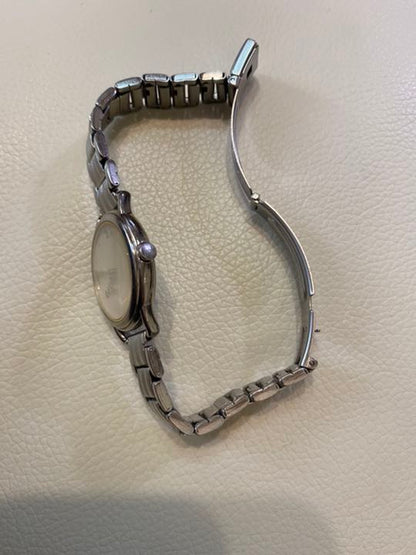 Agnes B. Analog Quartz Women
