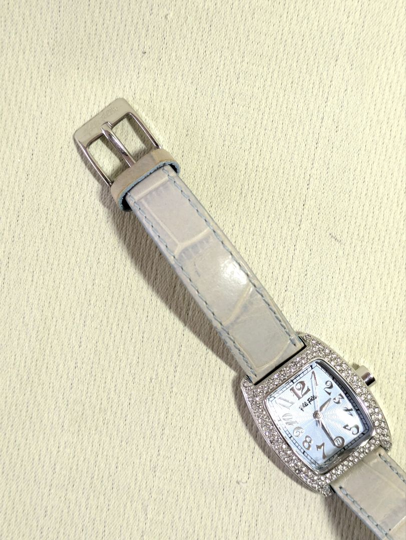 Folli Follie Analog Quartz Women フォリフォリ ストーン付き水色 カレンダー付き 稼働中