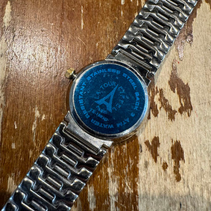 THE EIFFEL TOWER PARIS Analog Quartz Women