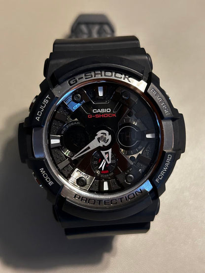 G-Shock GA GA-200BW-1AJF Digital-Analog Quartz Men -200Bw-1Ajf