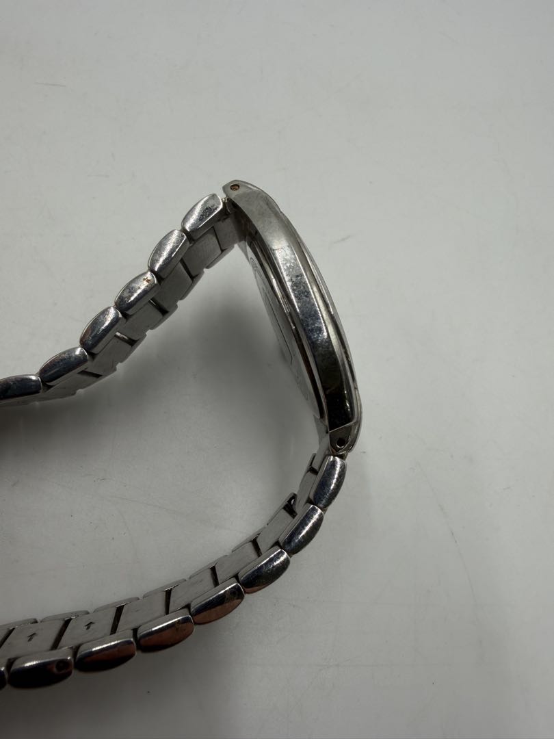 Givenchy Analog Quartz Men ジバンシー Pr.19.0 Watch ジャンク