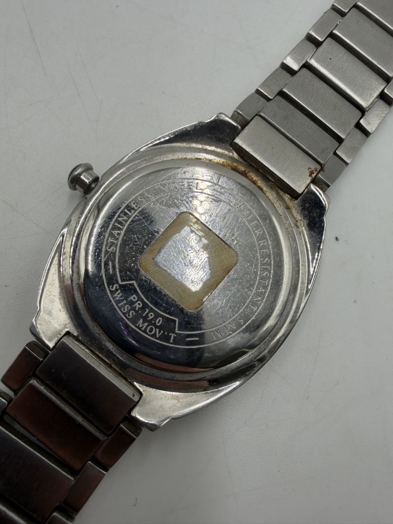 Givenchy Analog Quartz Men ジバンシー Pr.19.0 Watch ジャンク