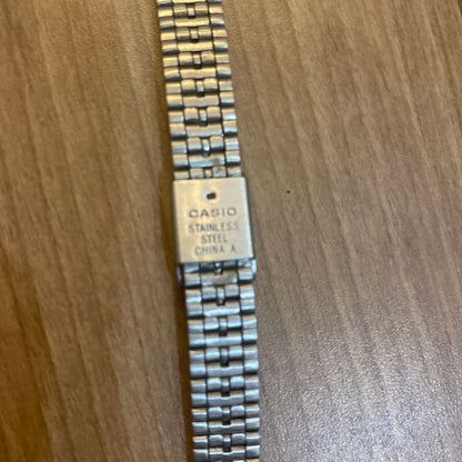 Casio LQ-333 Analog Quartz Women