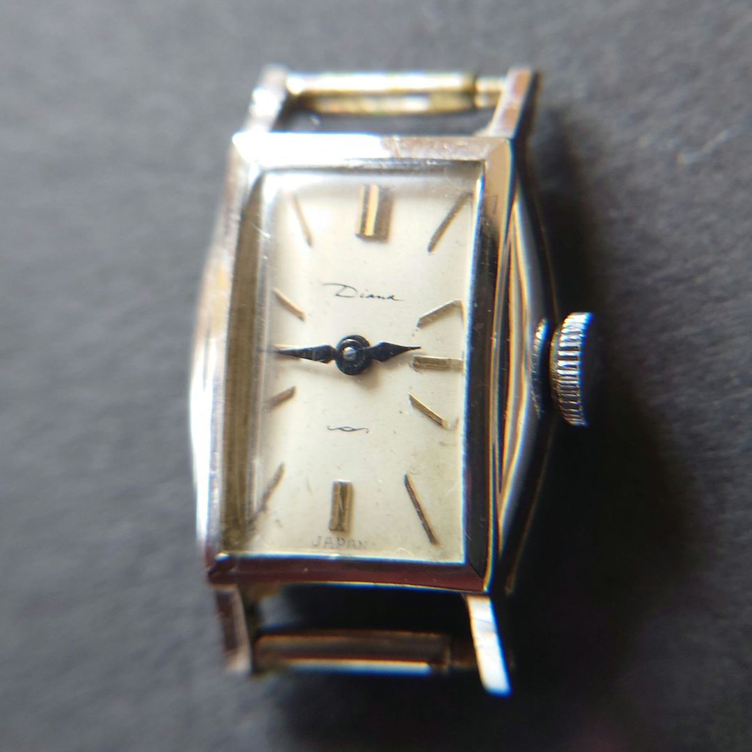 Orient DIANA 56558 Analog Mechanical (Manual) Women