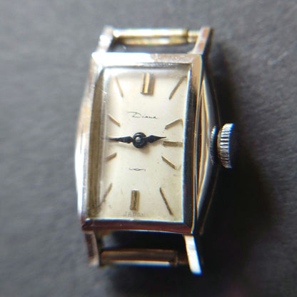 Orient DIANA 56558 Analog Mechanical (Manual) Women