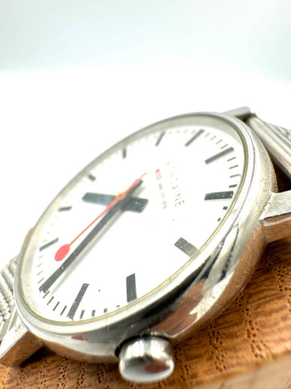 Mondaine Analog Quartz Men Watch