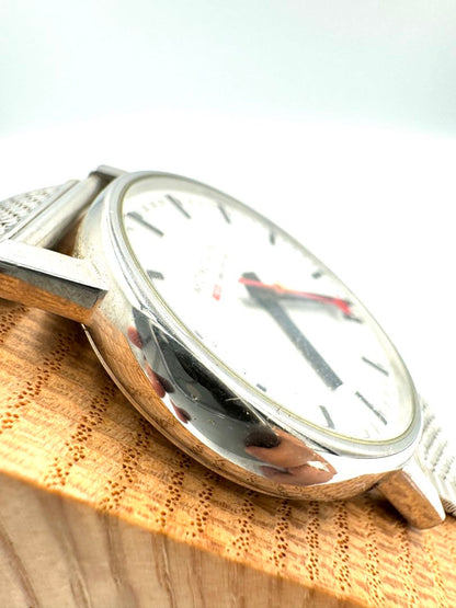 Mondaine Analog Quartz Men Watch