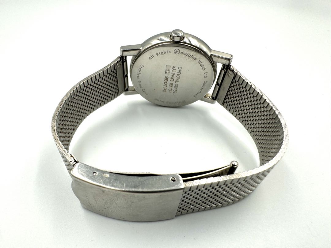 Mondaine Analog Quartz Men Watch