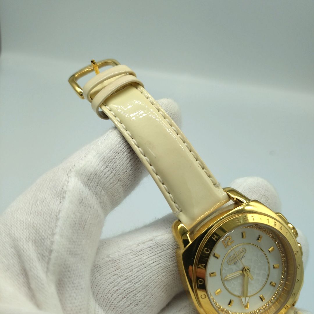 Coach Signature CA.09.7.34.0470 Analog Quartz Women