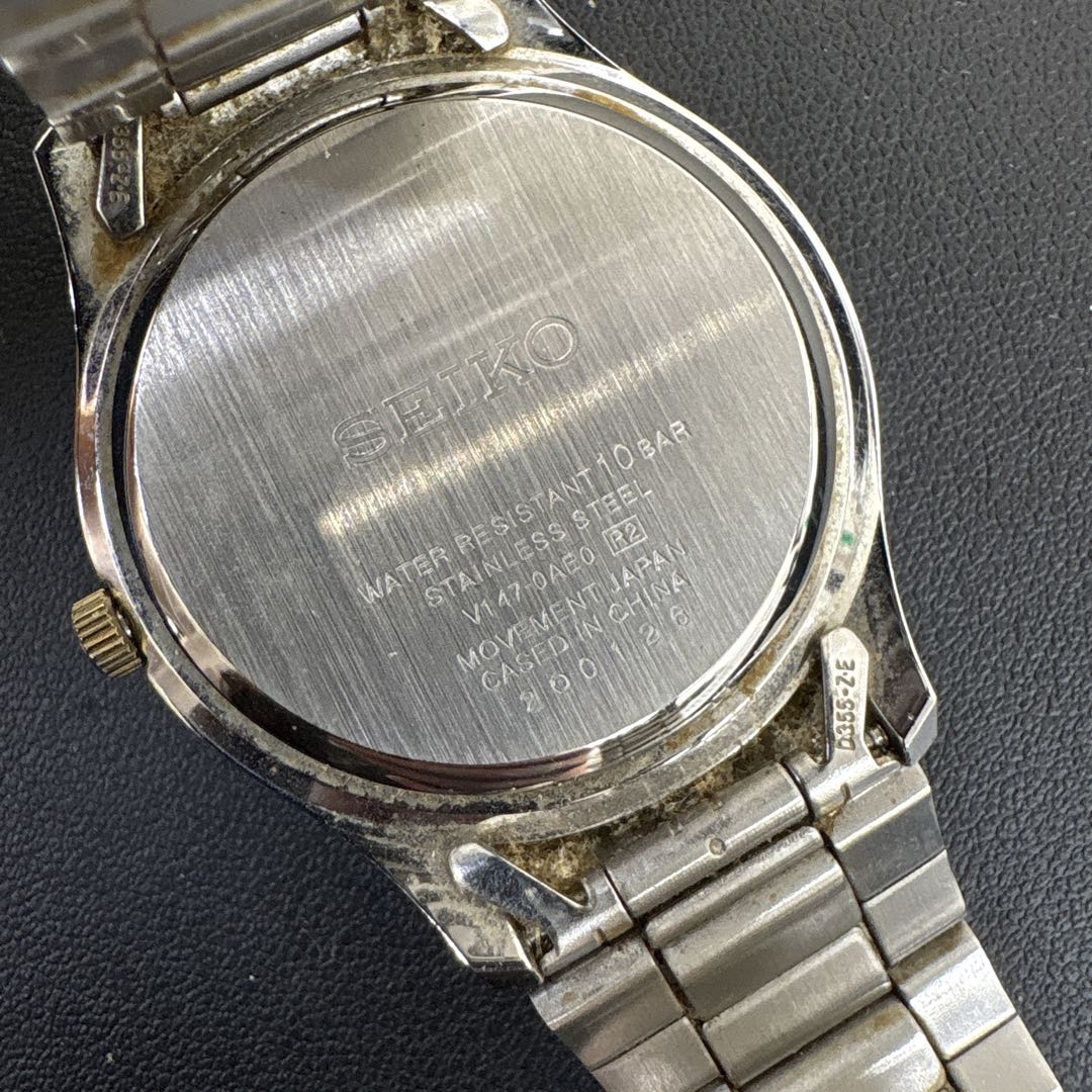Seiko V147-0AE0 Analog Solar Men Running Ss Gp Mother of Pearl