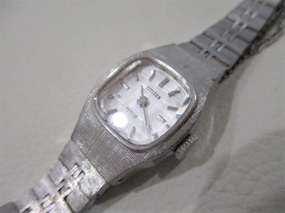 Citizen Analog Mechanical (Manual) Women