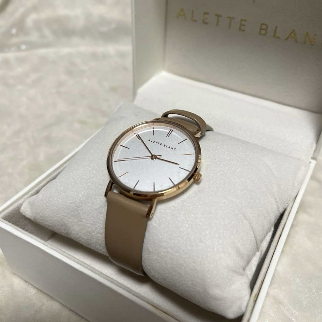 Alette Blanc Analog Quartz Women