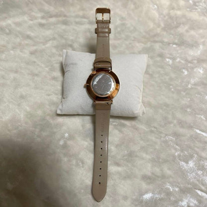 Alette Blanc Analog Quartz Women