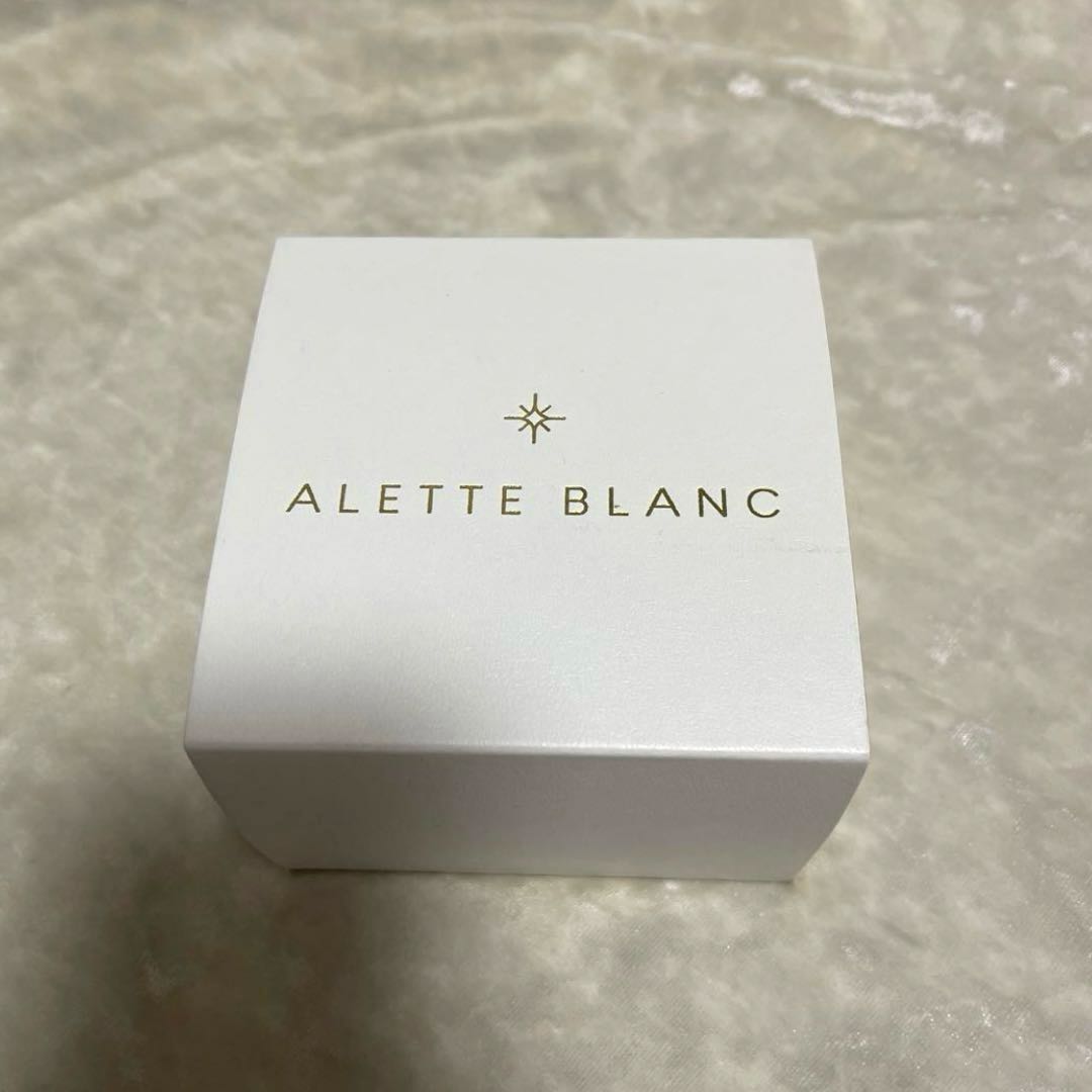 Alette Blanc Analog Quartz Women