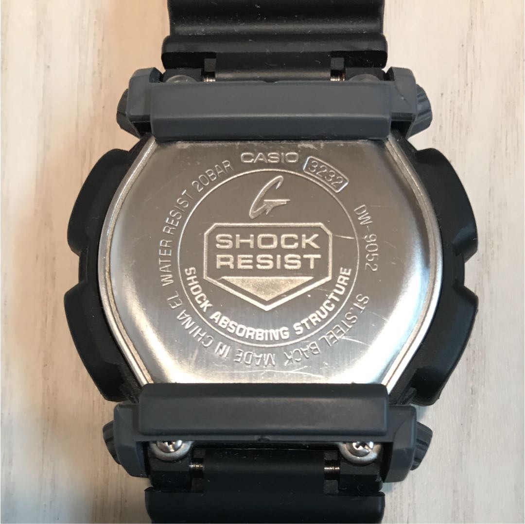 G-shock DW9052 Digital Quartz Men