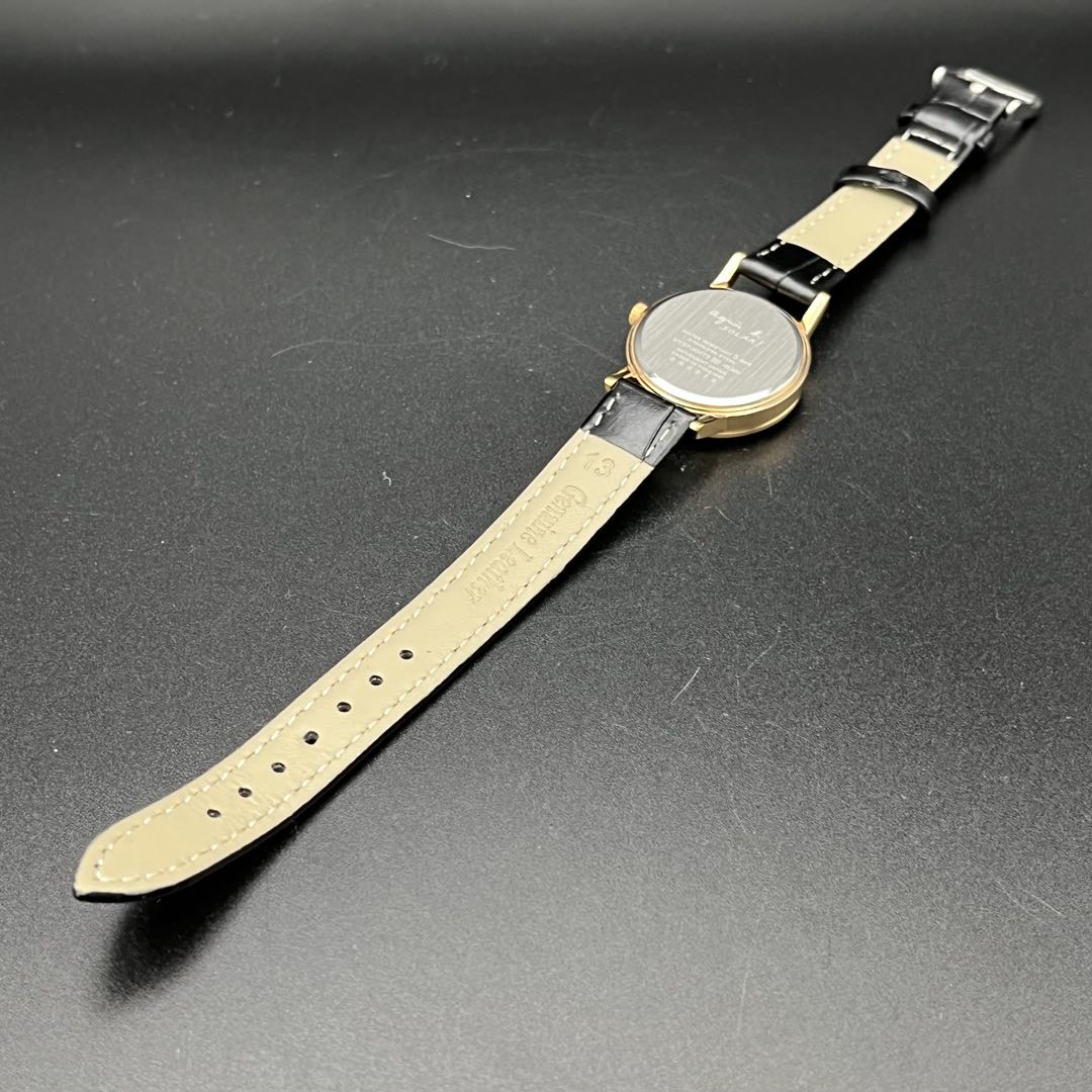 Agnes B Analog Solar Women