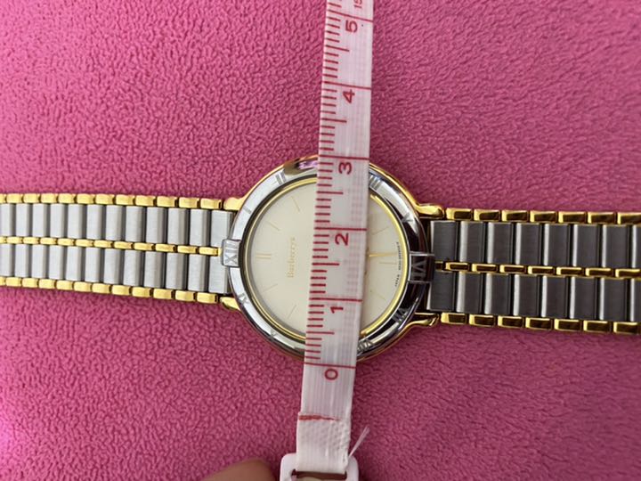 BURBERRY Analog Quartz Women