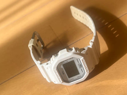 MHL Digital Quartz Women