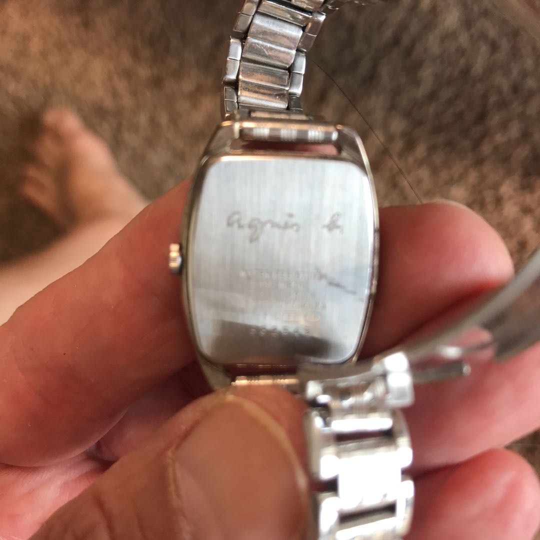 Agnes B. Analog Quartz Women