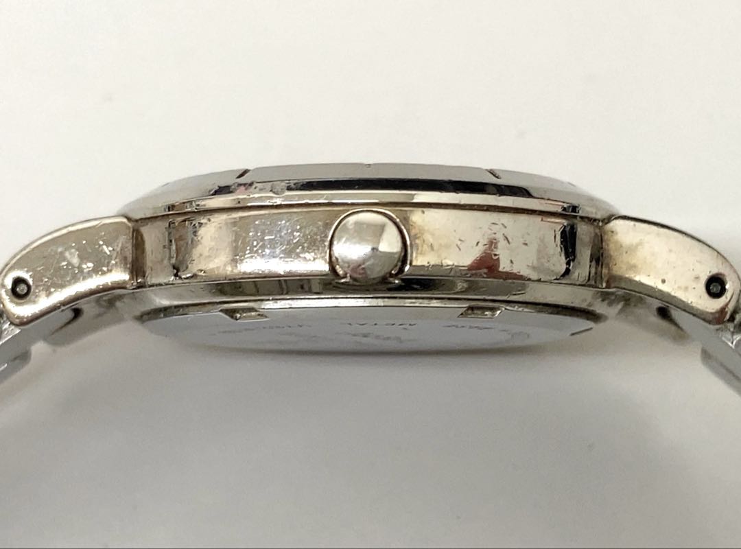 Seiko Alba V782-X189 Analog Quartz Women