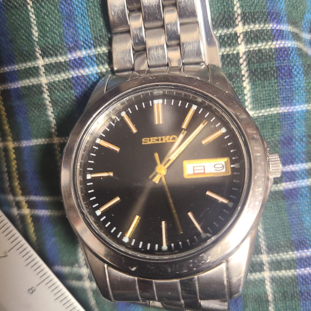 Seiko 7N43-0AM0 Analog Quartz Men