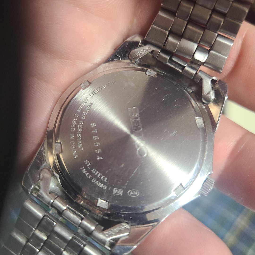Seiko 7N43-0AM0 Analog Quartz Men
