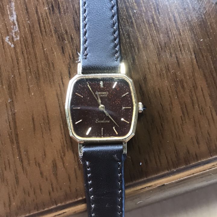 Seiko Analog Quartz Women