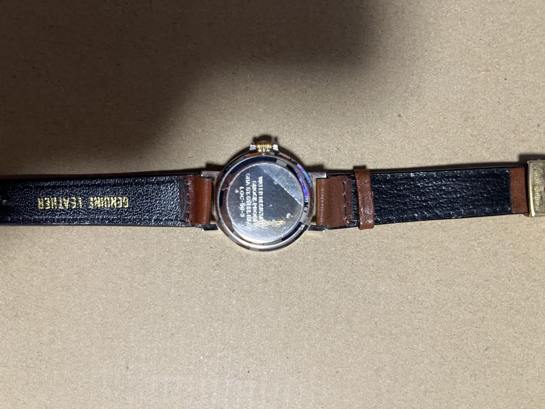 Hunting World Analog Mechanical (Manual) Women