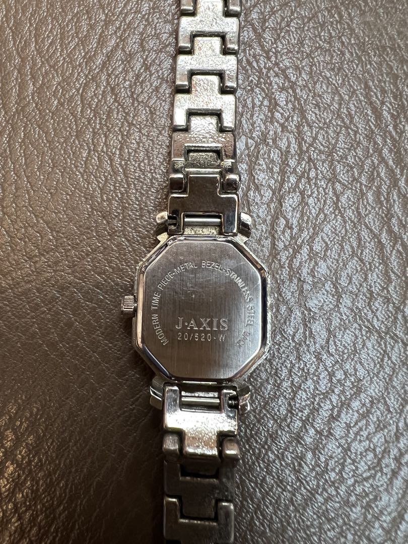 J-axis Analog Quartz Women