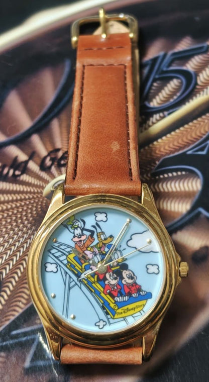 Disney mickey Analog Quartz Women
