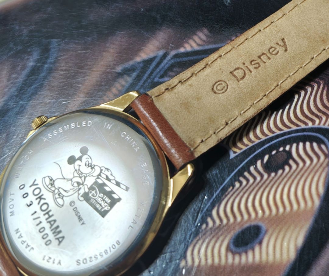 Disney mickey Analog Quartz Women