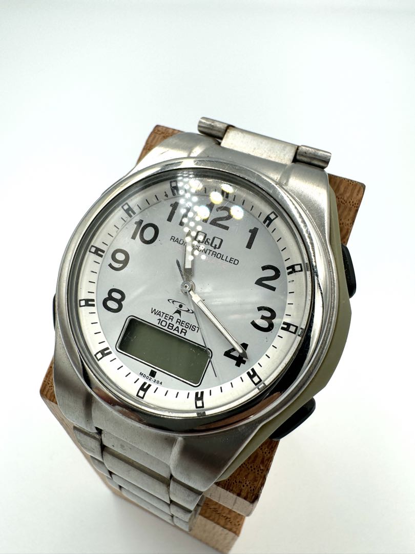 Citizen Q&q MD02-204 Digital-Analog Quartz Men
