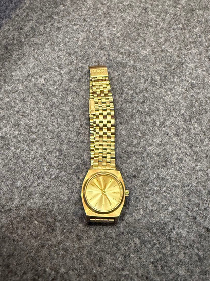 Analog Quartz Women